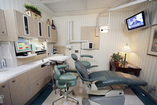 Dr. Erpenbachs Dental Office uses the latest equipment